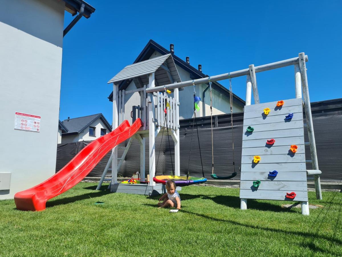 Domki Rajski Wypoczynek Z Basenem Jastrzębia Góra Extérieur photo