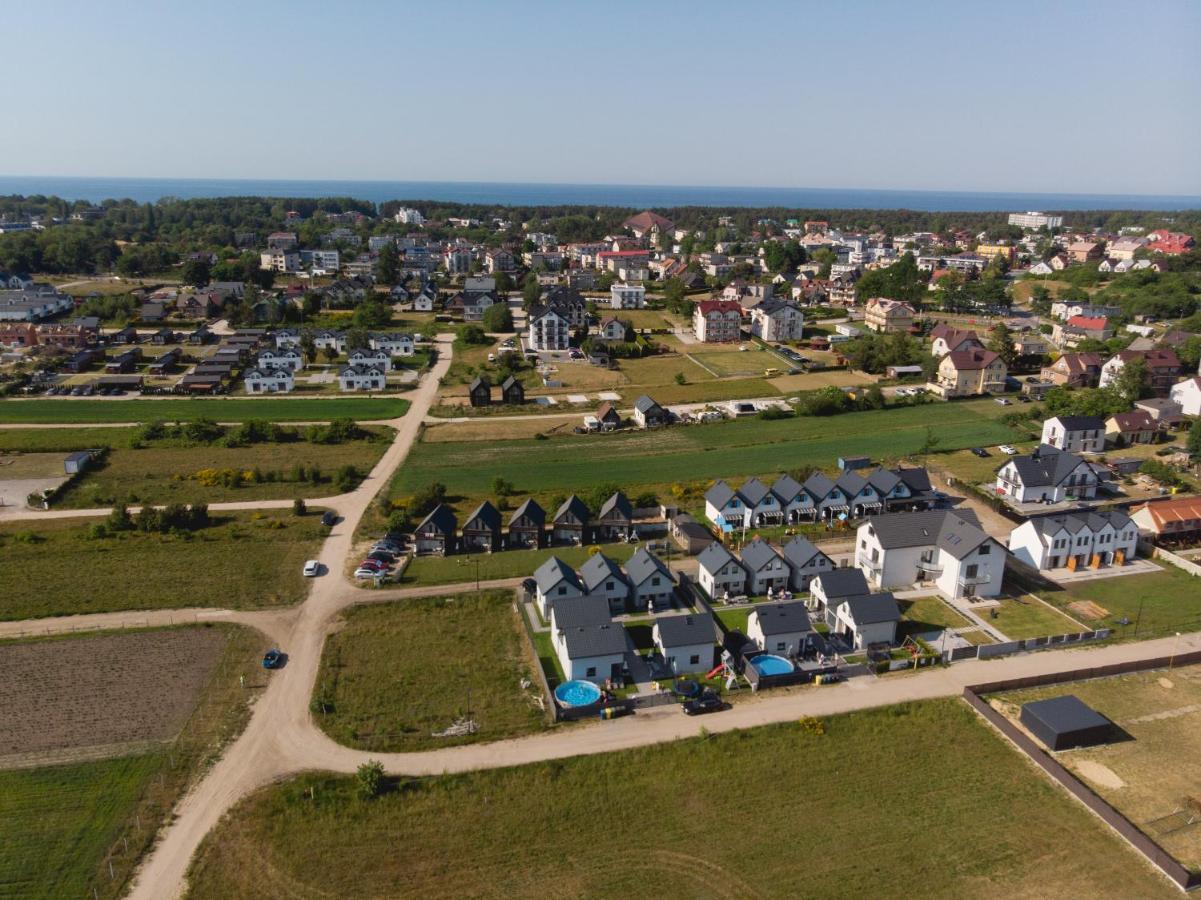 Domki Rajski Wypoczynek Z Basenem Jastrzębia Góra Extérieur photo