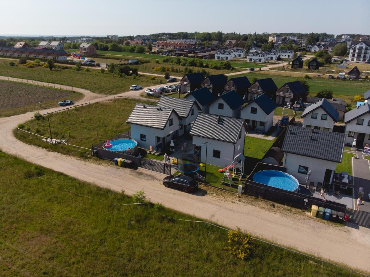 Domki Rajski Wypoczynek Z Basenem Jastrzębia Góra Extérieur photo