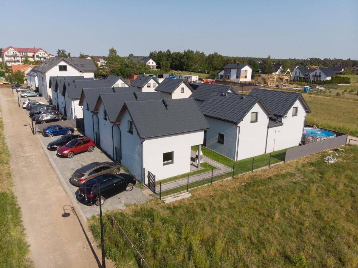Domki Rajski Wypoczynek Z Basenem Jastrzębia Góra Extérieur photo